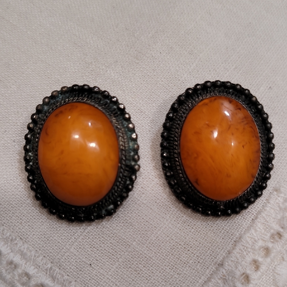 Earrings Vintage Antiqued Clip